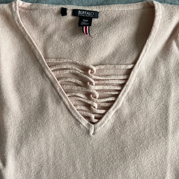 Buffalo pullover with cross front - Picture 2 of 2